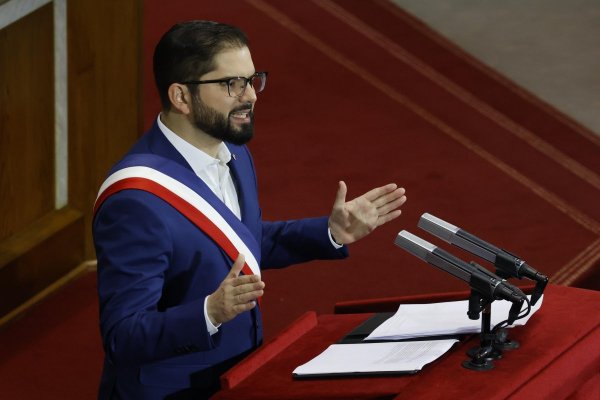 Violeta, la mudanza y la posible salida de Marcel: los otros asuntos de Boric tras su última cuenta pública