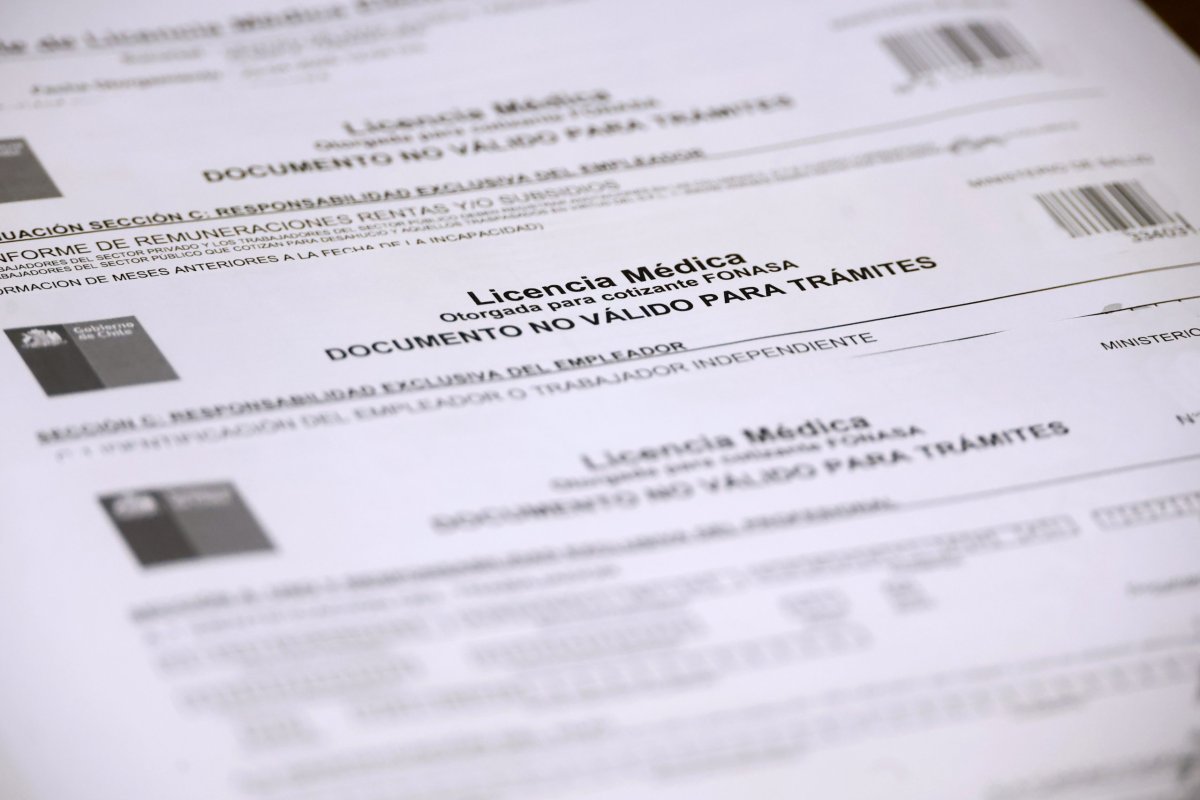 <p>Boric insta a funcionarios públicos a asumir responsabilidades por el caso licencias y hace llamado a aprobar ley que levanta el secreto bancario</p>
