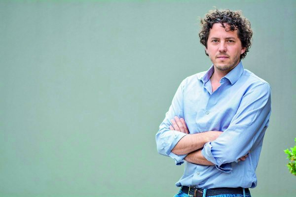 <p>El desconocido rol de Pablo Valenzuela en el descubrimiento del virus de Hepatitis C</p>