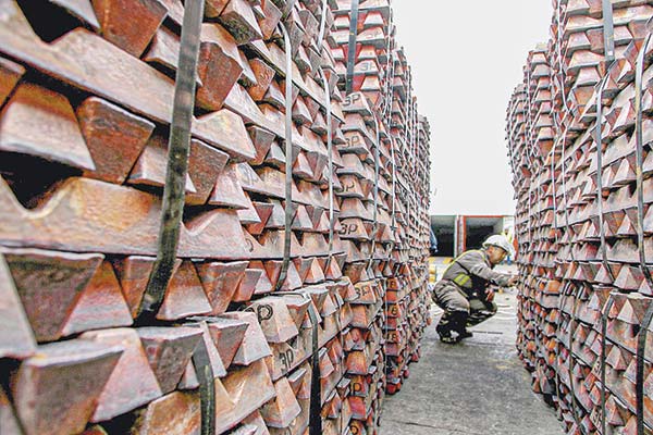 Futuros del cobre suben 3,8% y se cotiza en máximos de un mes ante alza de aranceles a otros metales