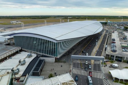 <p>Otro paro de pilotos frenará los vuelos de Aerolíneas Argentinas en Ezeiza y Aeroparque: ¿cuándo es?</p>