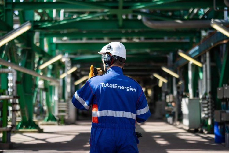 <p>TotalEnergies llega a un acuerdo con Shell para intercambiar participaciones de activos en Brasil</p>