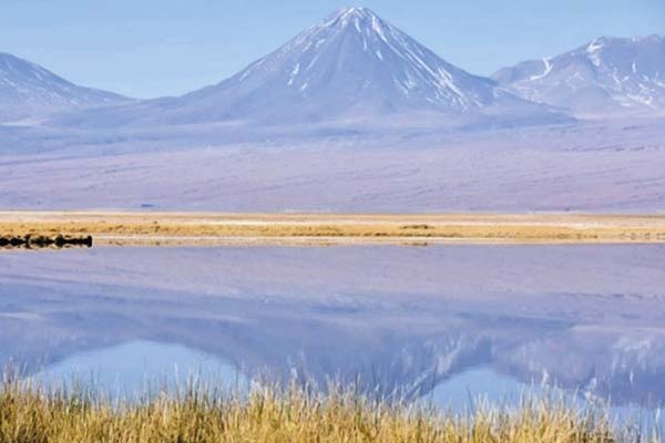 <p>Kuska: minera canadiense y comunidad quechua concretan inédita empresa conjunta para explotar litio en Ollagüe</p>