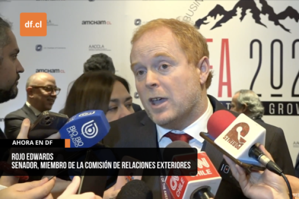 <p>Ahora en DF | Rojo Edwards por visa Waiver: “Hay que cuidar los amigos que tenemos en el mundo y EEUU es un amigo”</p>