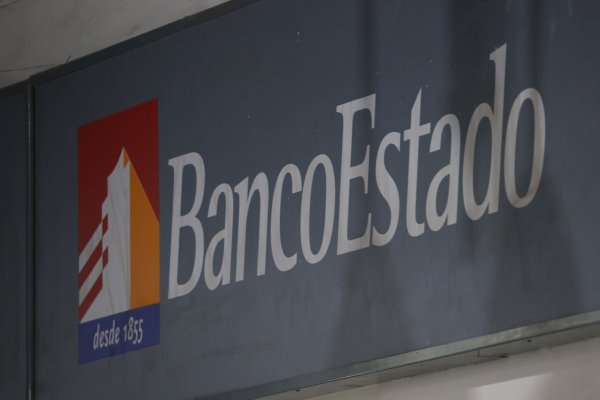 <p>Caso de licencias médicas: BancoEstado desvincula a 91 funcionarios</p>