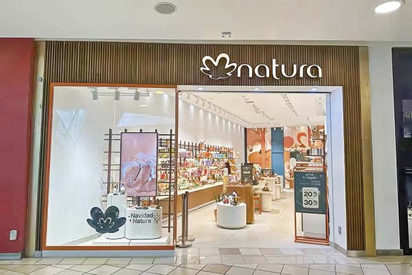 <p>Natura proyecta abrir 11 nuevos locales en Chile: destaca al país como "laboratorio de innovación" para las operaciones de la región</p>