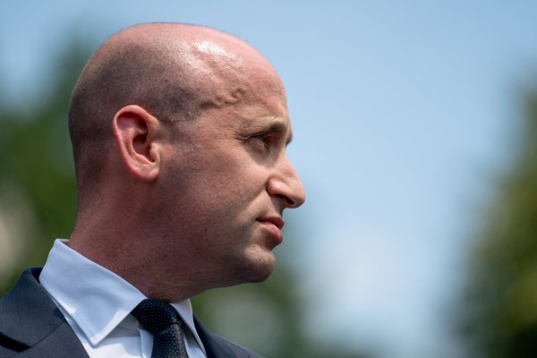 <p>Stephen Miller: el arquitecto de la política migratoria de línea dura de Donald Trump</p>