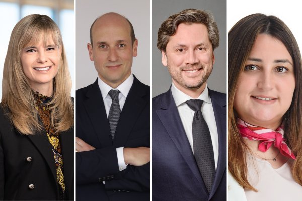 Andrés Mena, Josefina Ayala, Alfonos Ugarte, José Manuel Vivanco, Nicole Duclos y Vicente Cordero.