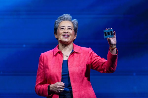 <p>AMD asegura que sus nuevos chips pueden superar a los de su rival Nvidia en el estratégico mercado de la IA</p>