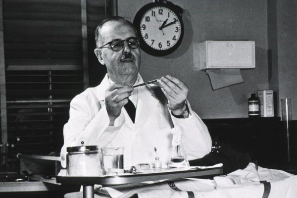 <p>¿Podemos darnos el lujo de hacer ciencia?</p>