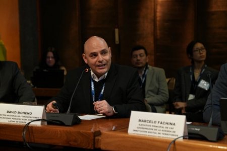 <p>Fabricante de teléfonos Honor impulsa estrategia para democratizar la IA y acercarla al mercado latinoamericano</p>