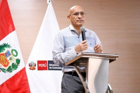 <p>Exministro Waldo Mendoza asegura que "la política fiscal en Perú está en su peor momento en más de 35 años"</p>