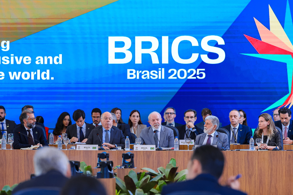 <p>Boric confirma participación en la Cumbre de los Brics en Brasil</p>