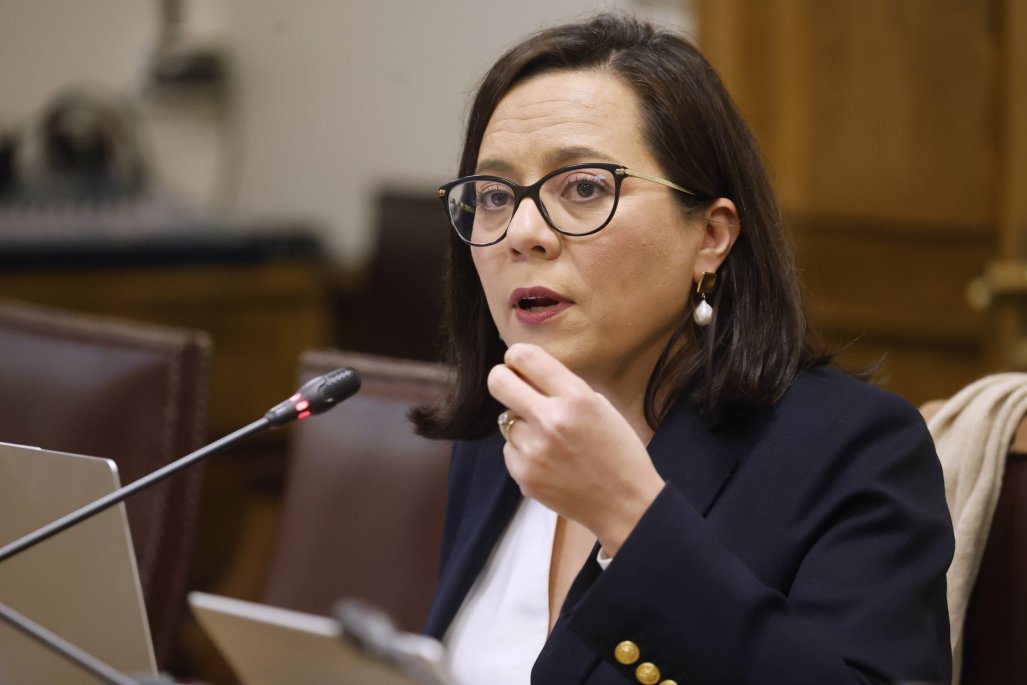 Paula Benavides y su visión sobre el CFA: Estrés fiscal y pensiones en el centro del debate