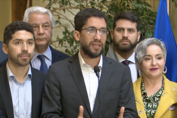 <p>Ahora en DF | Ministro del Trabajo valora aprobación del informe del reajuste al salario mínimo</p>