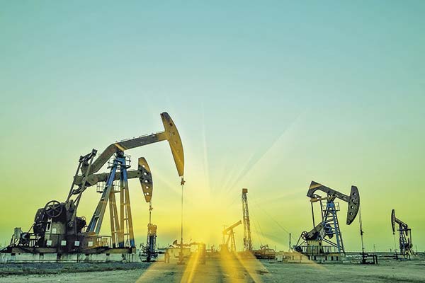 <p>XTB Latam: “Si EEUU participa en el conflicto de Medio Oriente el petróleo podría superar los US$ 100 por barril”</p>