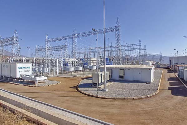 <p>Interchile sufre nuevas fallas en la misma línea de transmisión del apagón y Enel alerta que sistema eléctrico está en "condición de emergencia"</p>