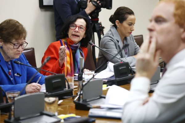 <p>Costa aborda la mayor incertidumbre mundial: “En lo que viene deberemos ser especialmente cuidadosos”</p>