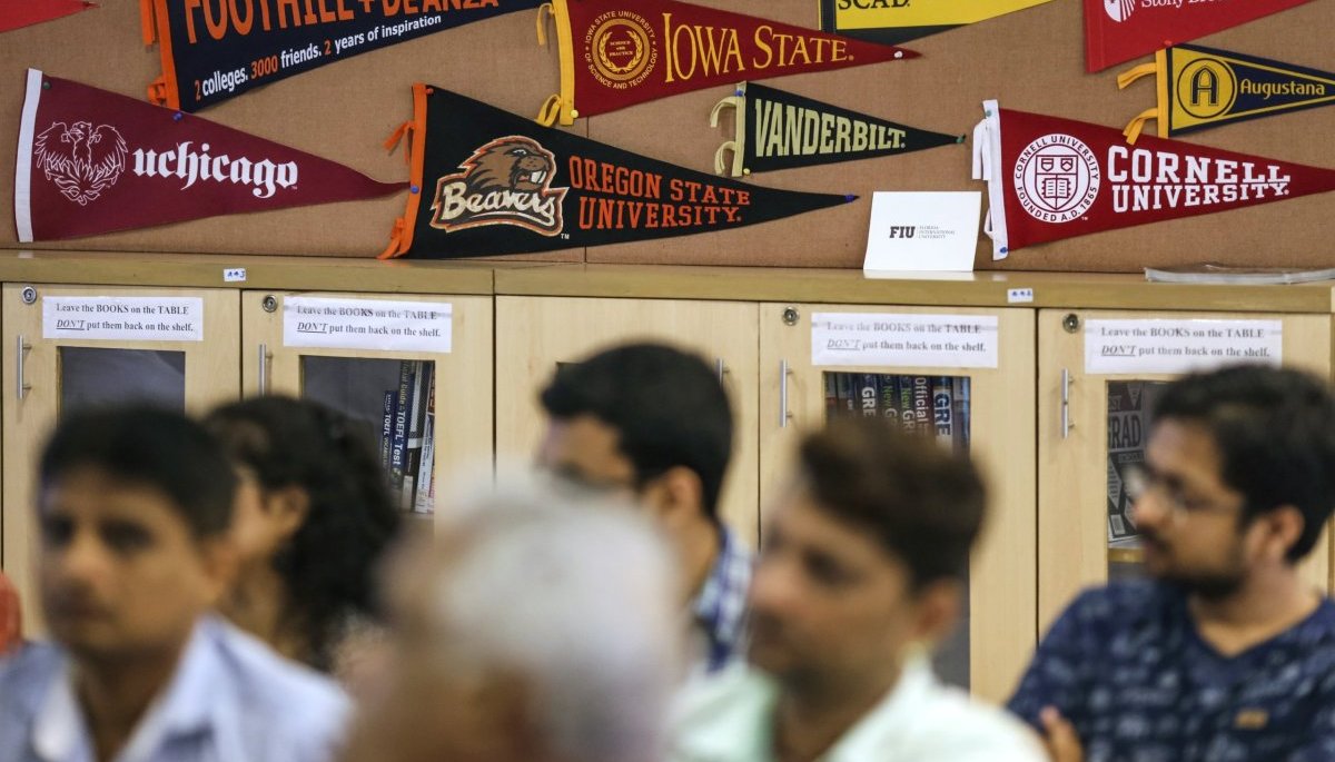 Gobierno de EE.UU. reanuda citas para visados de estudiantes a nivel global