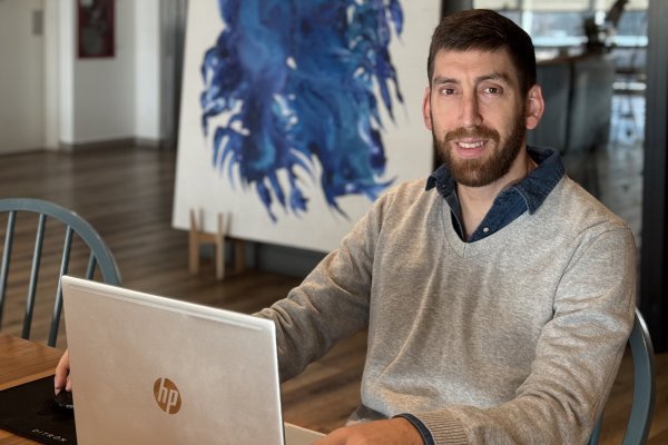 Uriel Krimer, cofundador y CEO de Atomic Kitchens.