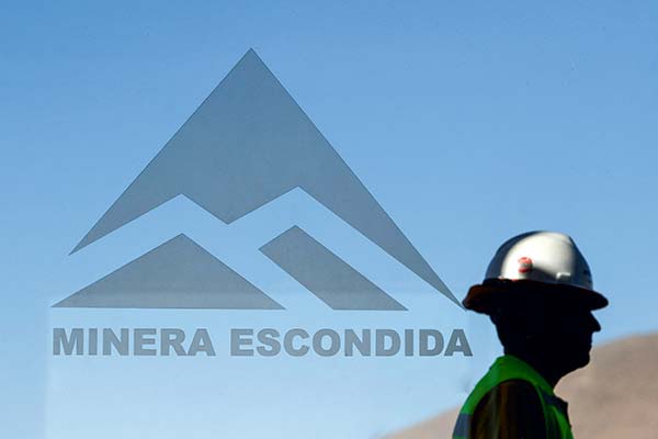 <p>Minera Escondida duplica sus ganancias y aportes al Fisco suben 166%, sumando US$ 923 millones</p>