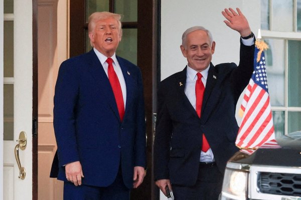 <p> El presidente de Estados Unidos, Donald Trump, habla mientras el primer ministro israelí , Benjamin Netanyahu en la Casa Blanca el 7 de abril de 2025</p>