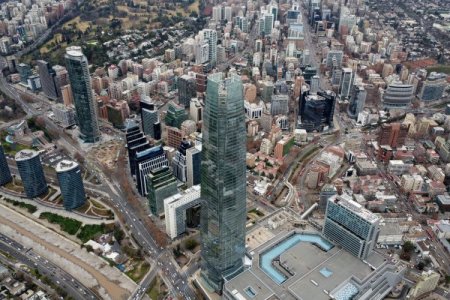 <p>Gastos comunes en oficinas del Cono Sur: Santiago tiene los precios más bajos, menos que la mitad que Buenos Aires y Montevideo</p>