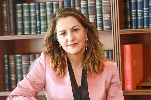 La Cámara de Comercio de Santiago ratifica a María Teresa Vial como presidenta para un tercer período