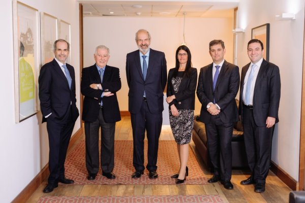 Aníbal Rodríguez, Guillermo Mackenna, Carlos Cruzat, Magdalena Krauss, Gonzalo Mondaca y Carlos Cornejo.