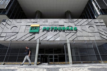 <p>Petrobras se adjudica dos grandes lotes en subasta petrolera en Brasil</p>