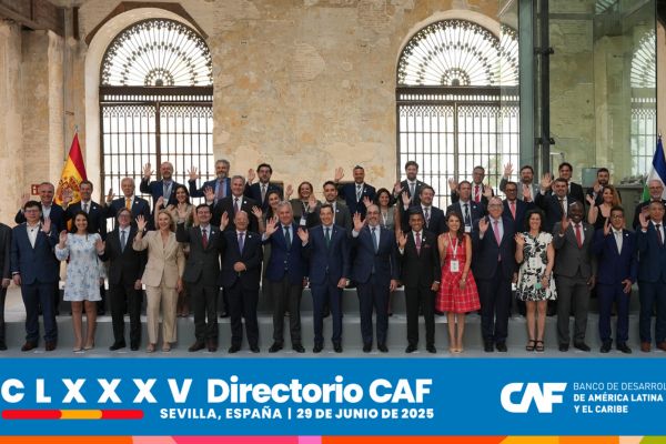 <p>CAF aprueba financiamiento de US$ 700 millones para mejoramientos y expansión de la red ferroviaria en el país</p>