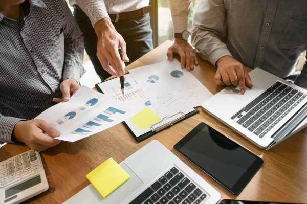 Pago en cuotas: la alternativa para recibir dividendos de fondos de inversión y su estrategia tributaria