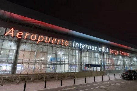 <p>Aeropuerto Jorge Chávez de Perú: mangas y buses son la nueva preocupación de las aerolíneas</p>