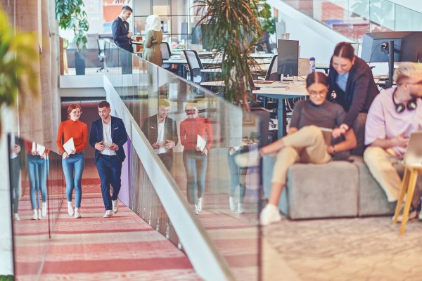 <p>Banca vs fintech: cómo se diferencian los perfiles que buscan headhunters en la industria financiera</p>