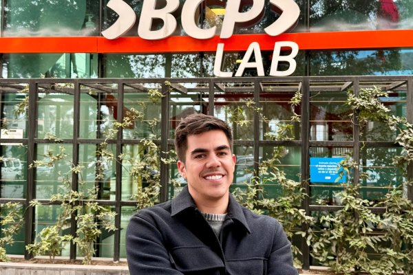 El fundador y CEO de Ecopass, Cristóbal Cassanello, en Perú.