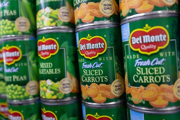 <p>Gigante de alimentos en conservas Del Monte Foods se declara en quiebra a menos de un año de su reestructuración de deuda</p>