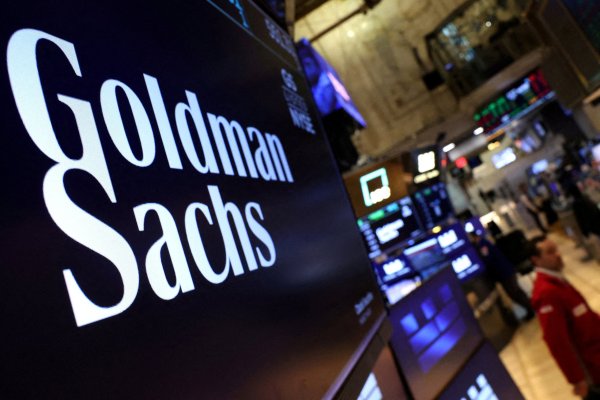 <p>Goldman Sachs logra histórico resultado en prueba de estrés de la Fed: perdería solo US$ 300 millones ante una debacle financiera</p>