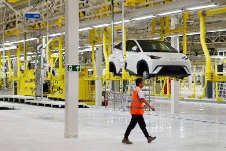 Lula destaca la instalación de fábrica china de BYD y asegura que marca una "nueva fase de industrialización en Brasil"