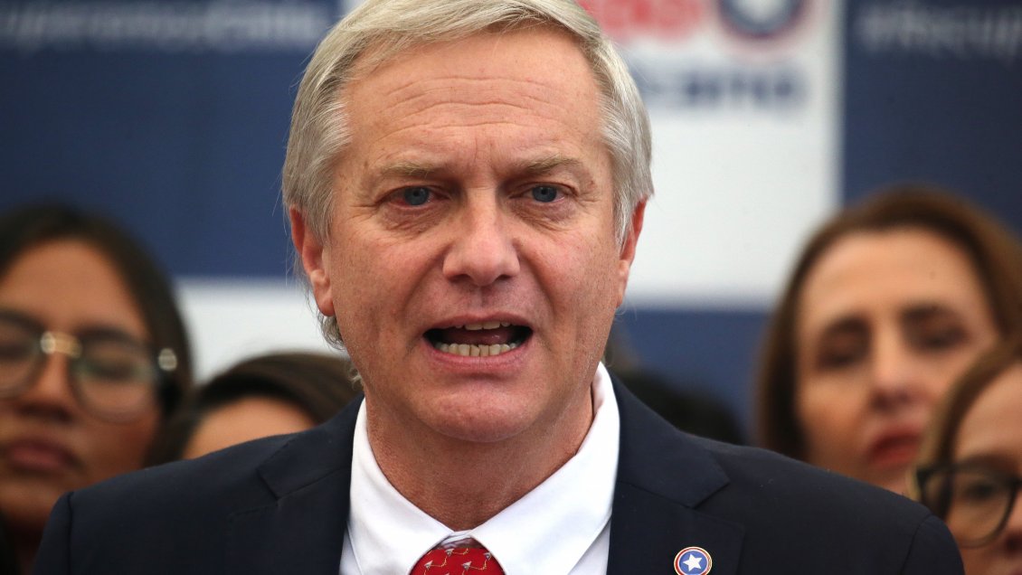<p>El "momentum" de José Antonio Kast, que se alista para una segunda vuelta con Jeannette Jara</p>