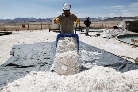 Acuerdos sobre el litio con China y Rusia, genera duro enfrentamiento en el Congreso boliviano