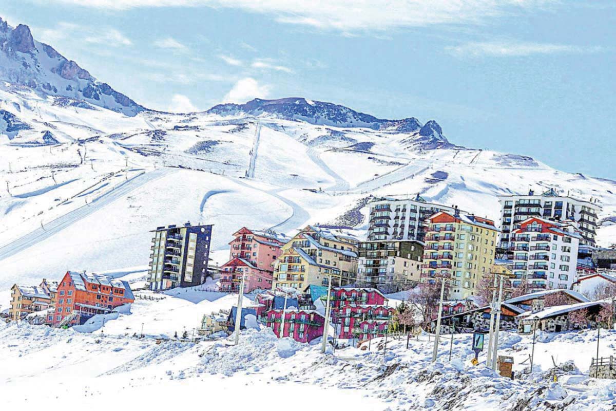 <p>Los planes de Mountain Capital Partners para lograr la venia de la FNE y crear la mayor oferta esquiable de todo el hemisferio Sur</p>
