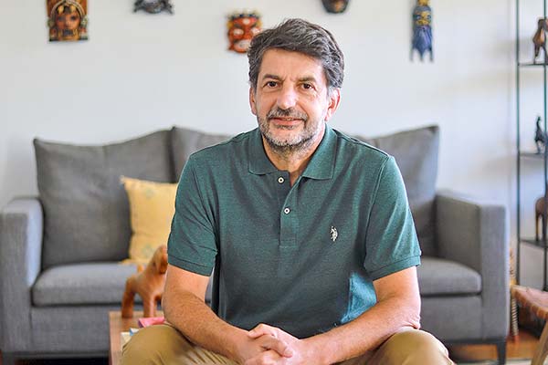<p>Claudio Agostini entra al debate por las contribuciones: "Es un impuesto ideal, distorsiona poco, recauda y es barato de fiscalizar"</p>