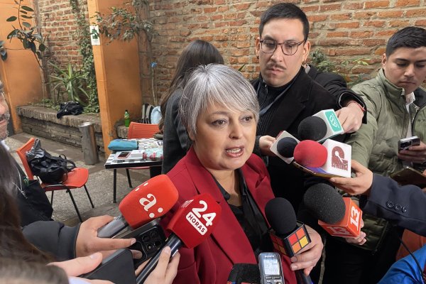 <p>Jara llamará a Eyzaguirre para sumarlo al comando e inicia ronda con personeros del Socialismo Democrático</p>