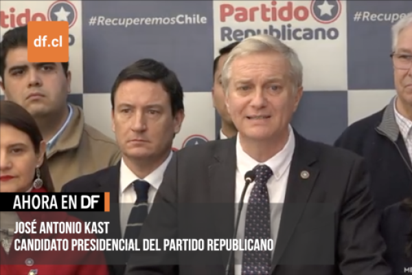 <p>Ahora en DF | Las propuestas de José Antonio Kast para combatir el comercio ilegal</p>