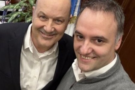 Gobierno argentino cierra el organismo que controla las rutas nacionales y despedirá a 5.500 trabajadores