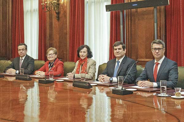 <p>Una inflación sin productos volátiles más moderada y un freno a la actividad: los argumentos del mercado para que el Banco Central baje la tasa a fin de mes</p>