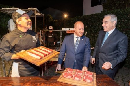 Brasil apuesta por Chile como "corredor estratégico" para exportar su carne a Asia