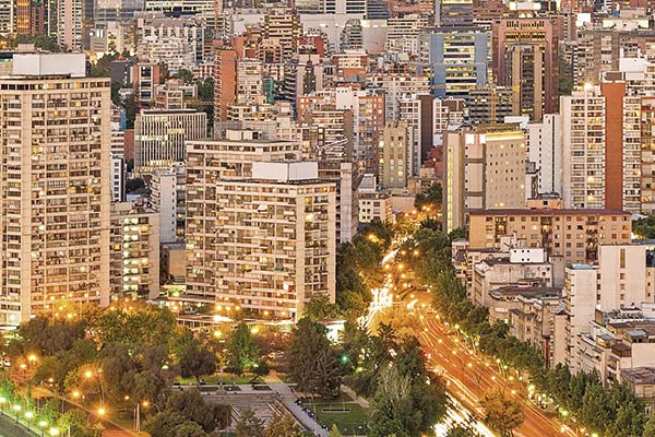 <p>Errores en cálculos tarifarios habrían implicado sobrecostos superiores a los $ 1.000 millones a clientes no residenciales</p>