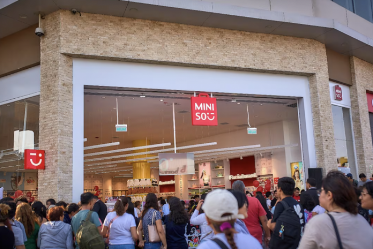 <p>Marcas asiáticas seducen a limeños: ¿inicia un duelo entre compañías peruanas y orientales?</p>