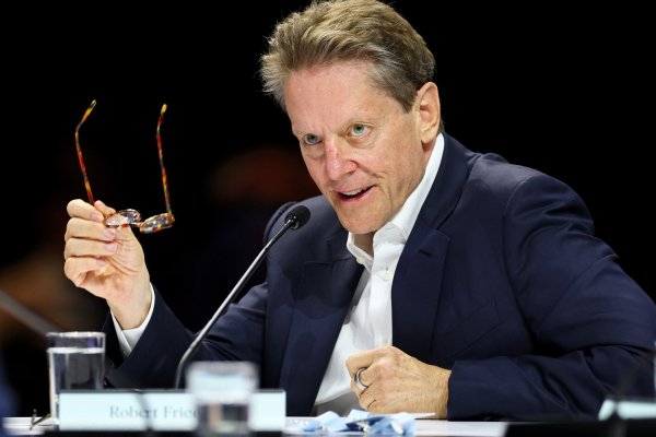 <p>"Los mineros han sido maltratados durante 50 años" dice Robert Friedland, el multimillonario que elogia política de Trump</p>